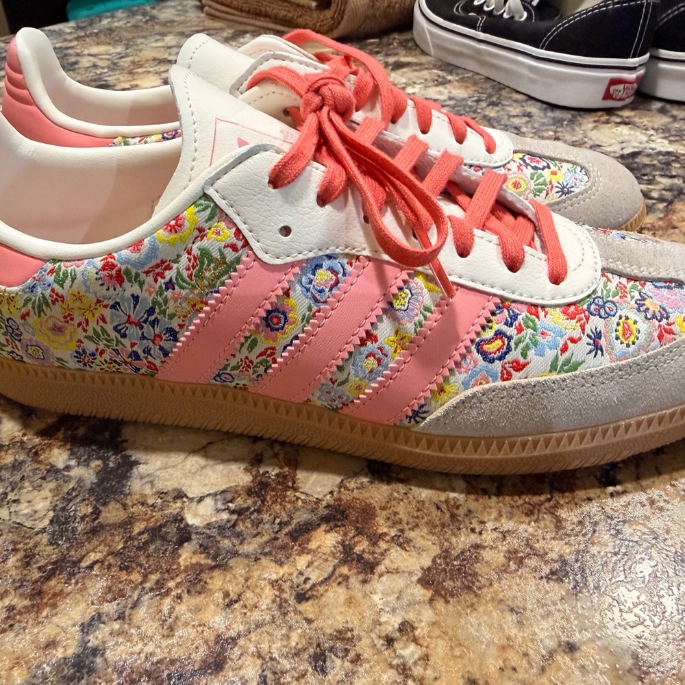 adidas Floral Accent Sneakers in Coral, Cream, Pink and Gray - Picture 2 of 5